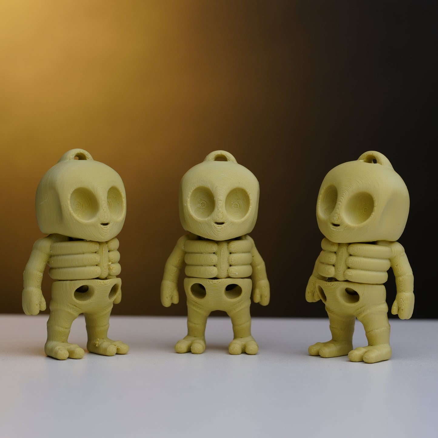 Tiny Alien Skeleton – Cute Spooky Collectible 👽💀