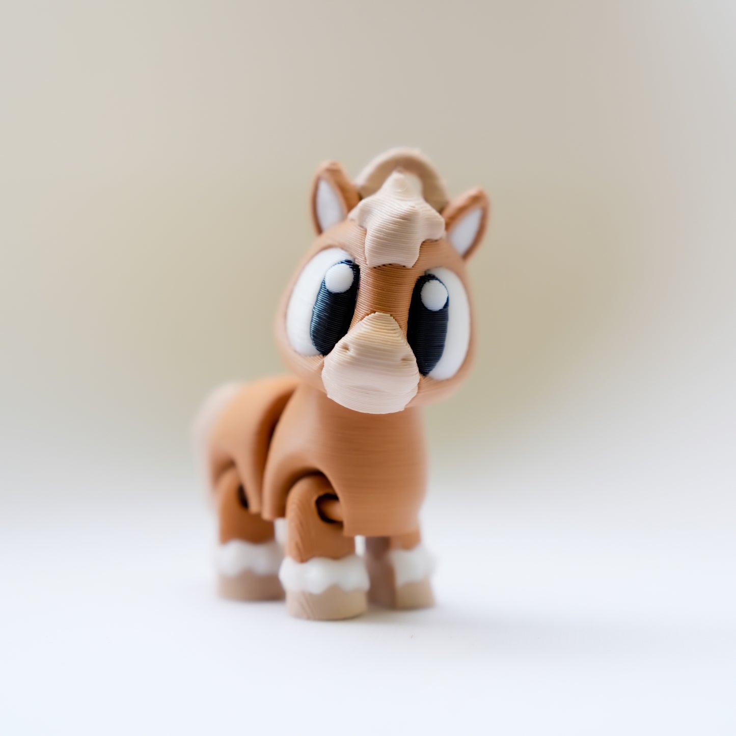 3D Printed Cute Horse Toy – Mini Collectible Desk Decor