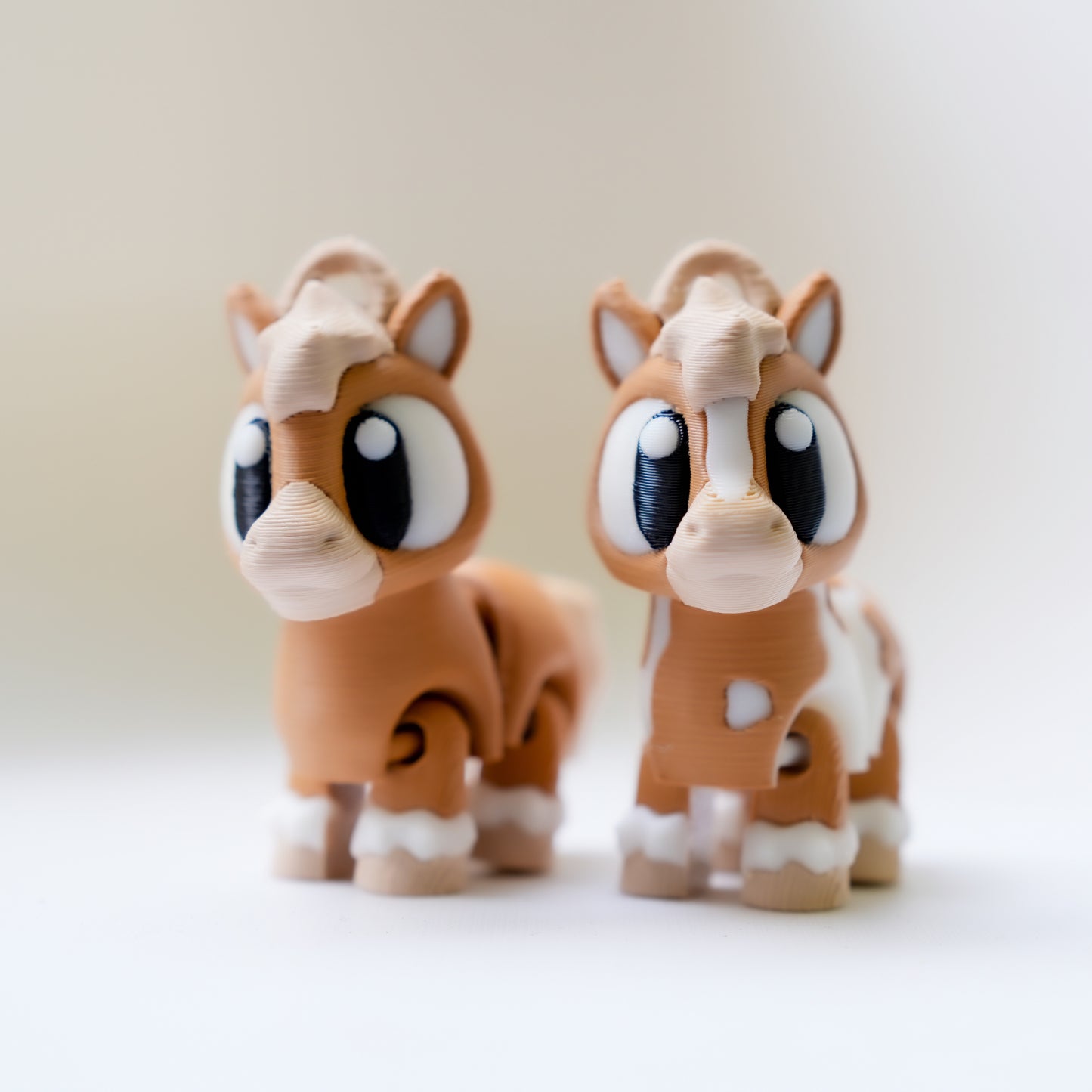 3D Printed Cute Horse Toy – Mini Collectible Desk Decor