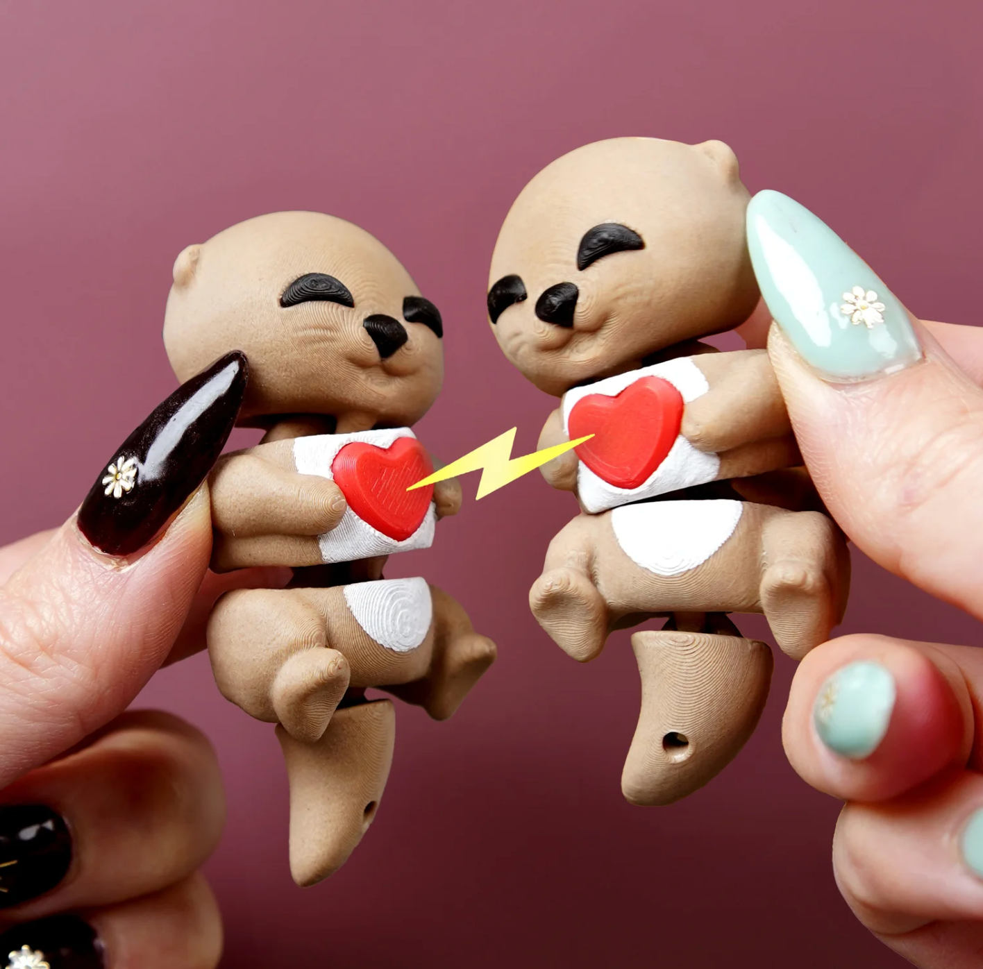 ❤️🦦 Valentine’s Day Flexi Baby Otters (Magnetic Heart – Set of 2)