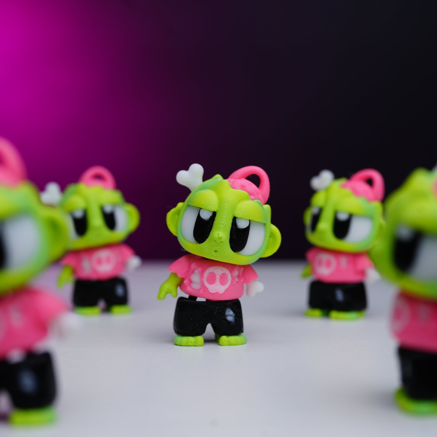 🧟 Flexi Zombie Collectible Toy – Glow-in-Style Mini Figure