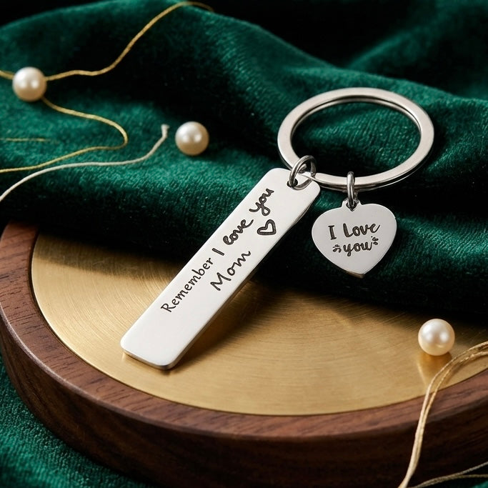 Personalized “I Love You Mom” Keychain – Custom Message Engraved Gift